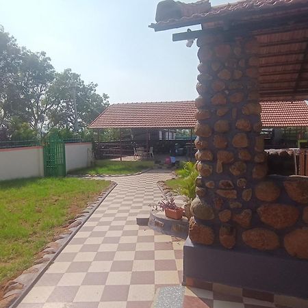 Vara Farms Mulhalli Экстерьер фото