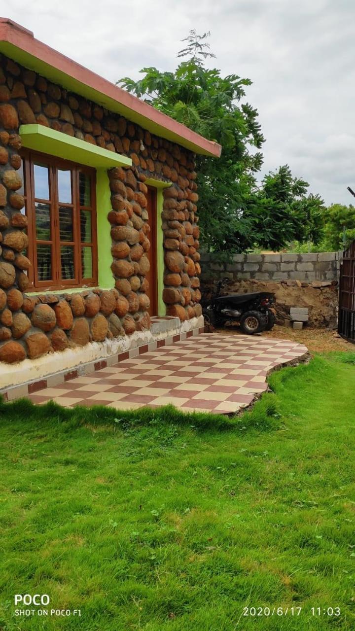 Vara Farms Mulhalli Экстерьер фото
